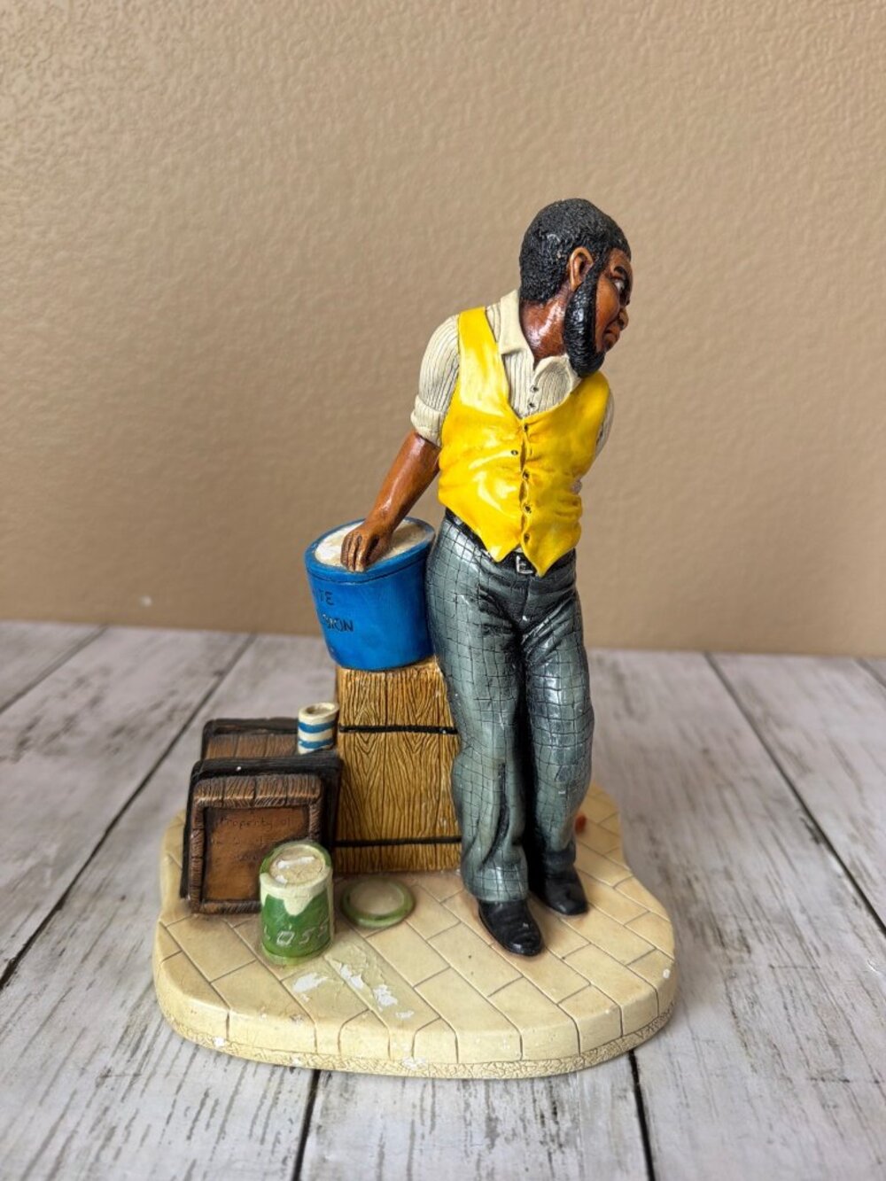 Vintage Naturecraft England Little Cherub Figurine Ref 859 Ceramic Boy Statue - Picture 4 of 16